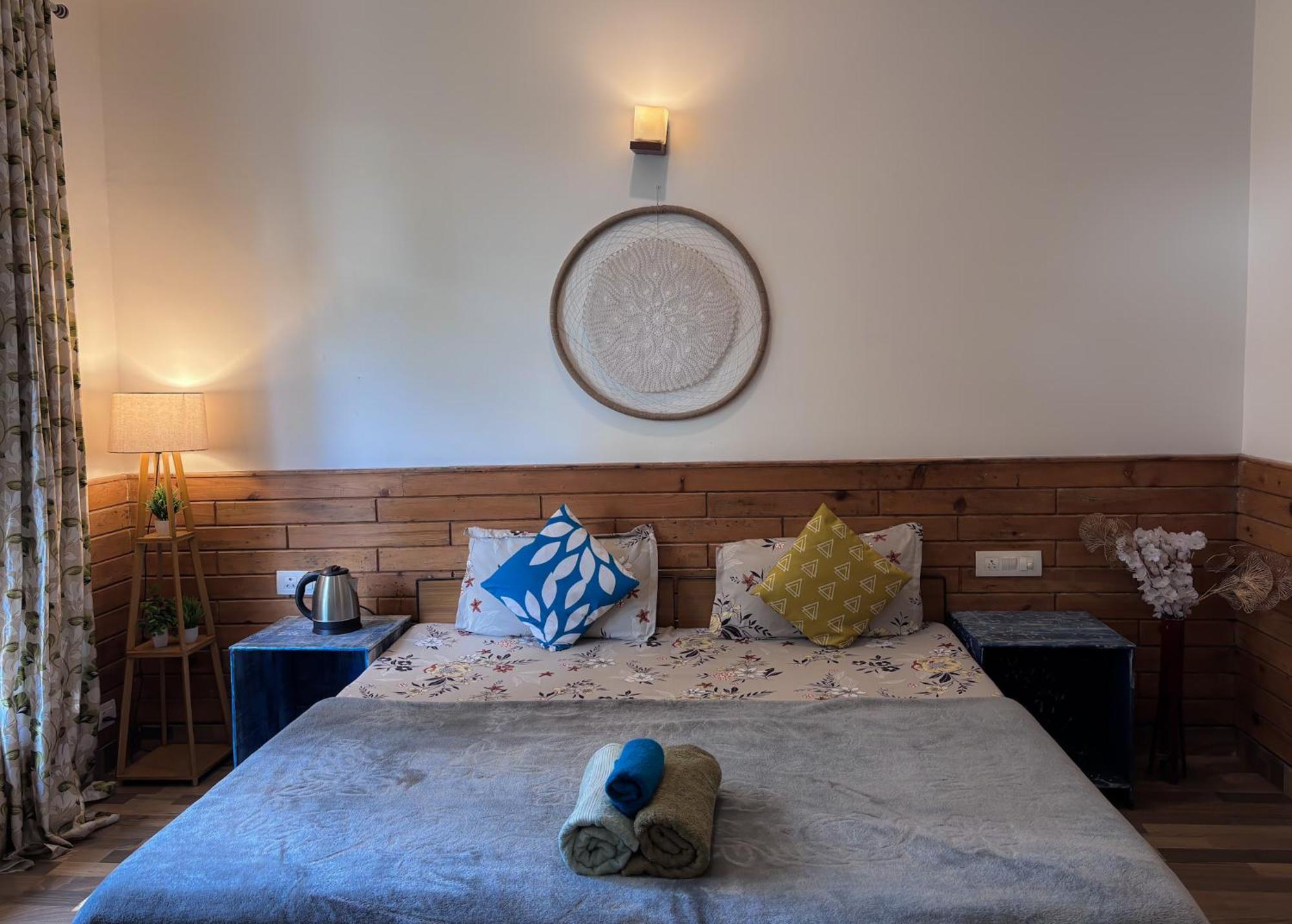 The Void - Dharamkot Apartment Dharamshala Bagian luar foto